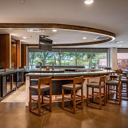 Doubletree By Hilton Dallas-Farmers Branch Exterior foto