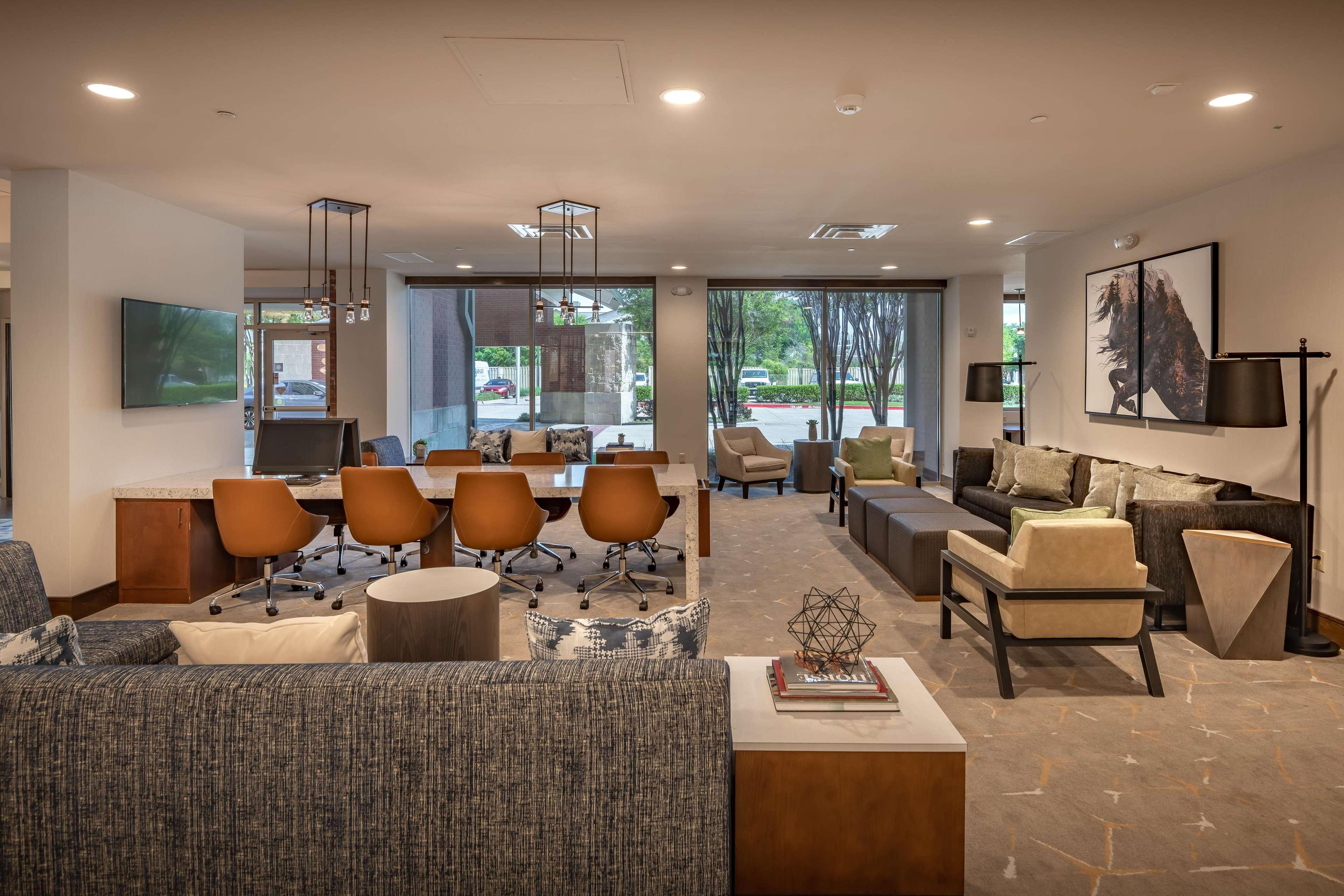 Doubletree By Hilton Dallas-Farmers Branch Exterior foto