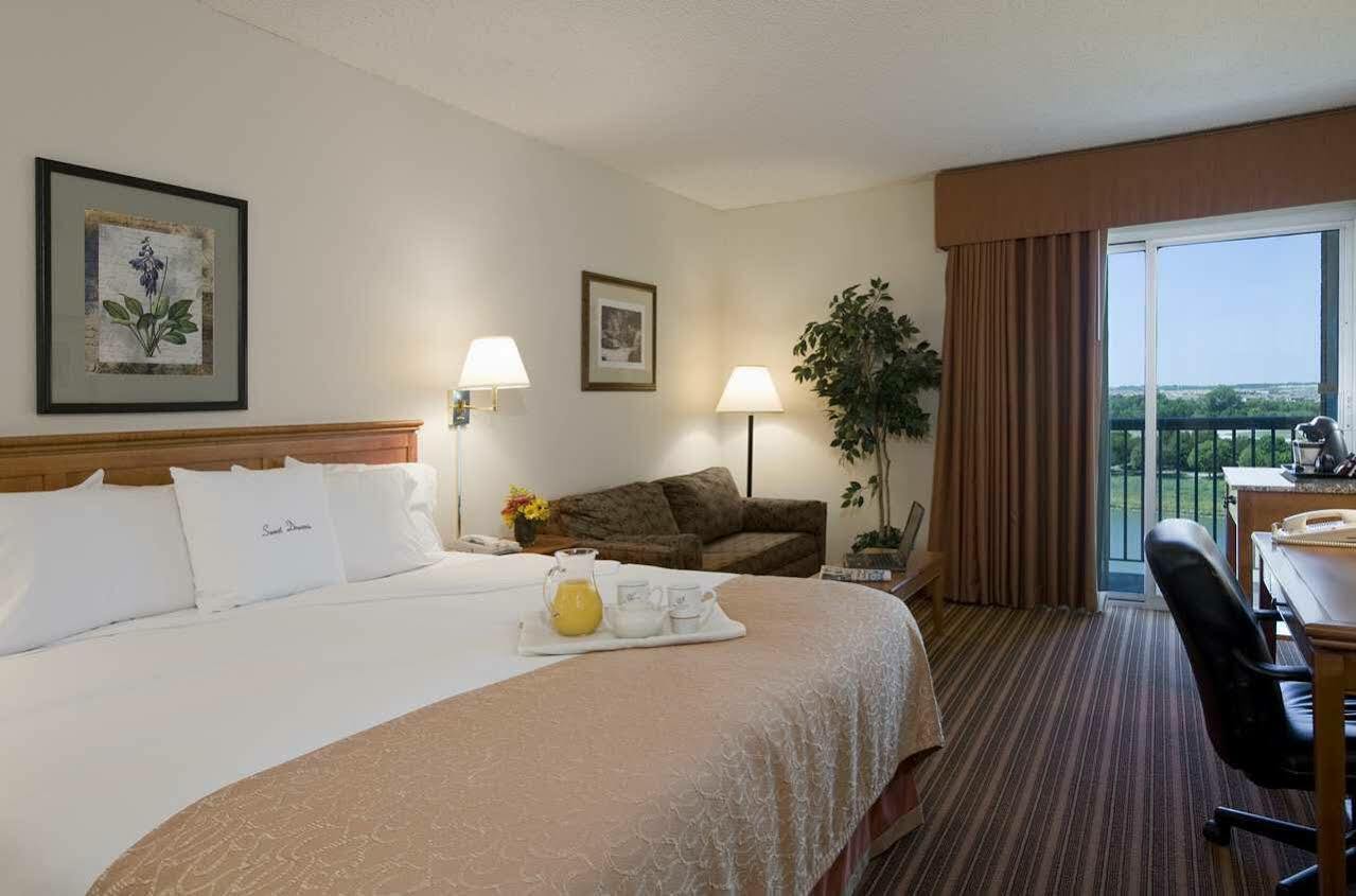 Doubletree By Hilton Dallas-Farmers Branch Exterior foto